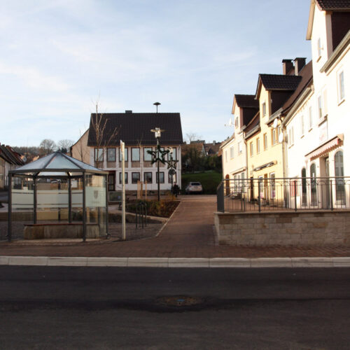 Meetingpoint - rokersoverkapping Paris 32 Rookruimte - ontmoetingsruimte Paris, is absoluut een aanwinst voor de openbare ruimte